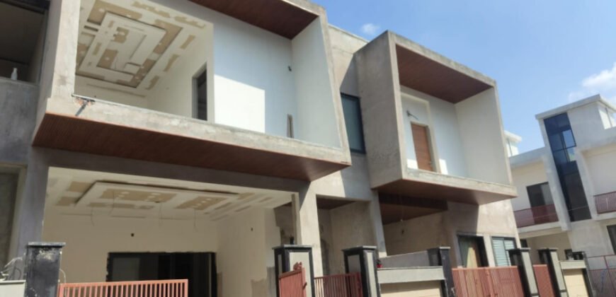 3 BHK 2939 Sq.ft. Independent House
