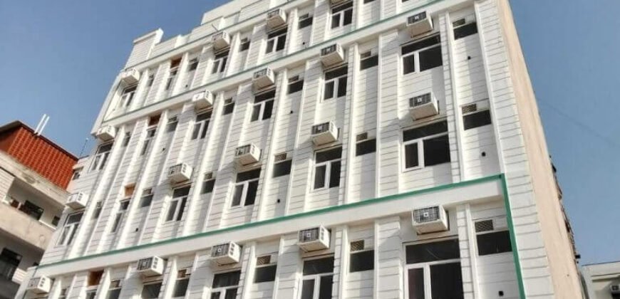 HooLiv Antaraa  sharing Room